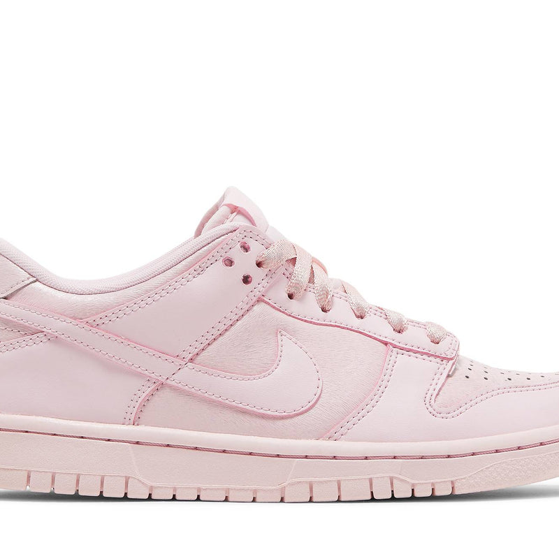 NIKE DUNK LOW SE ‘PRISM PINK’