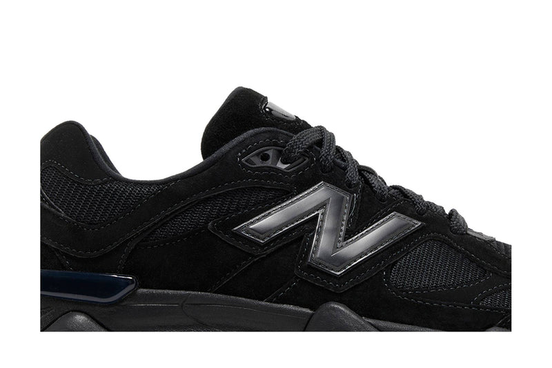 NEW BALANCE 9060 ‘TRIPLE BLACK’