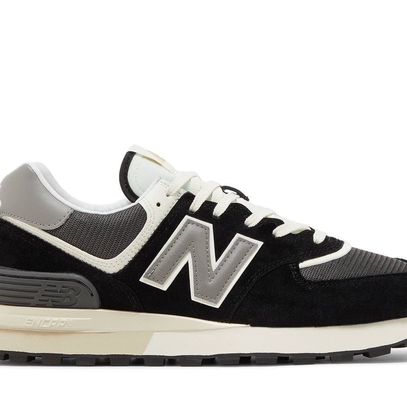 NEW BALANCE 574 ‘BLACK’