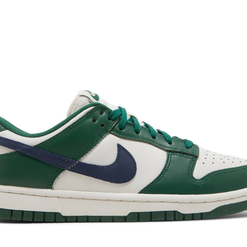 NIKE DUNK LOW ‘GORGE GREEN’