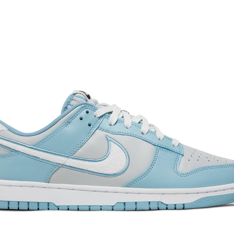 NIKE DUNK LOW ‘FLEECE SWOOSH WORN BLUE’