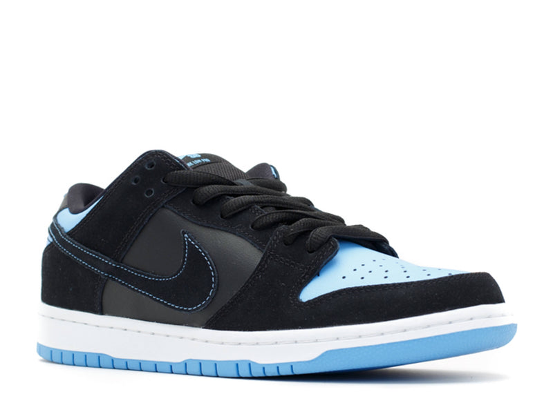 NIKE SB DUNK LOW BLACK ‘UNIVERSITY BLUE’