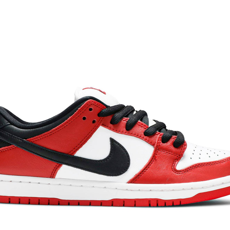 NIKE SB DUNK LOW ‘J-PACK CHICAGO’