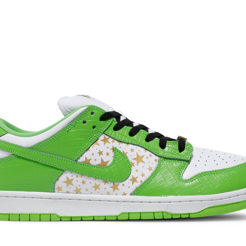 NIKE SB DUNK LOW OG X SUPREME ‘MEAN GREEN’