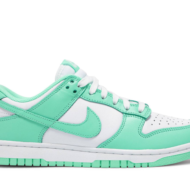 NIKE DUNK LOW ‘GREEN GLOW’