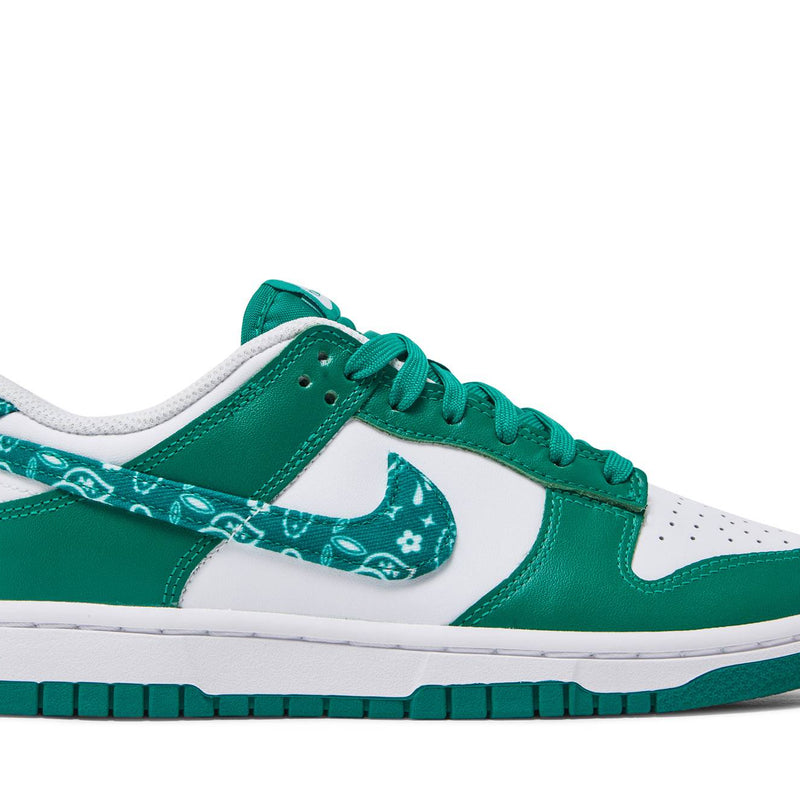 NIKE DUNK LOW ‘GREEN PAISLEY’